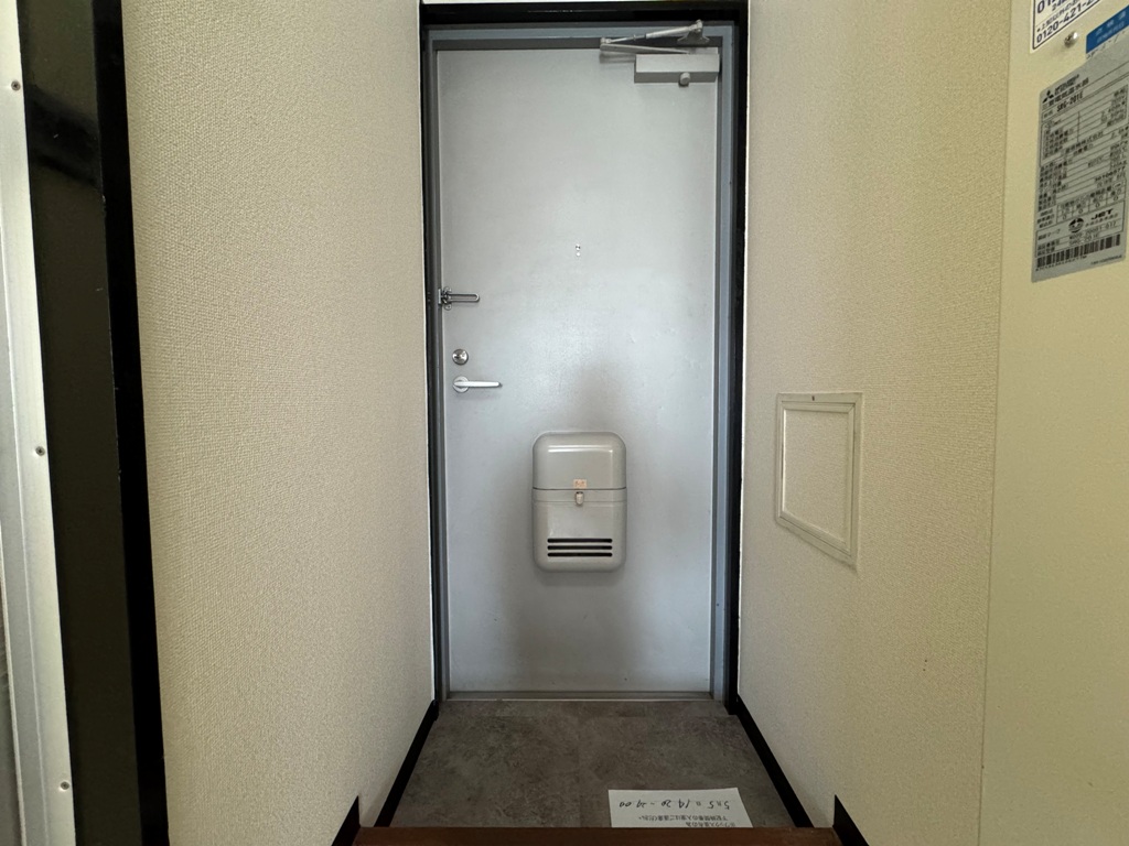 プルグランドⅡの玄関