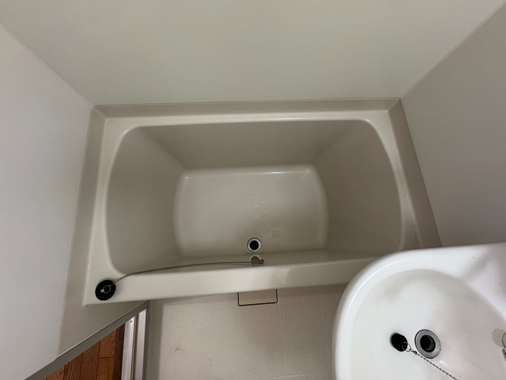 ハウス道正の洗面風呂一体(二点ユニット)のバスタブ