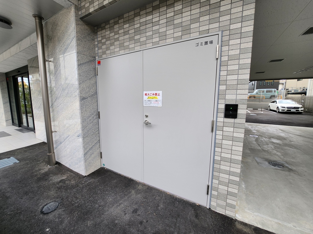 大阪府大阪市東淀川区東淡路4丁目30-4,エスリード ザ・グラン大阪サウスの入居者専用鍵付きゴミ庫